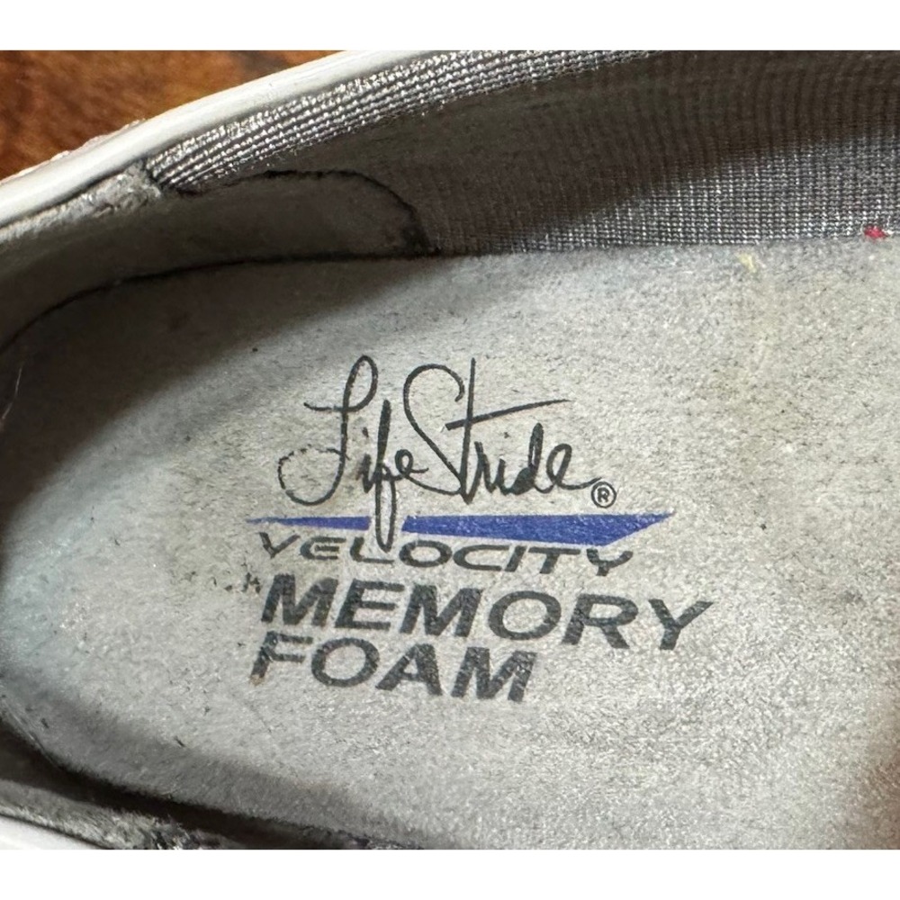 Life Stride Soft System Women's White Faux Leather Flat Shoes Sz 8M - Picture 6 of 11